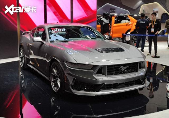 5.0 V8发动机 Mustang Dark Horse进博会中国首秀