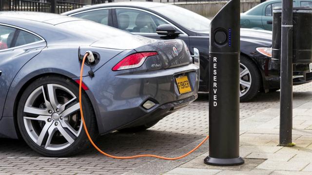 新能源汽车智慧充电桩解决方案：移动便捷的充电服务