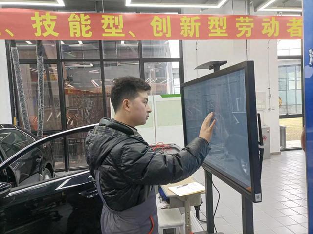 上海市第二届汽车维修行业职工擂台赛收官，新能源车比赛内容首次增至50%