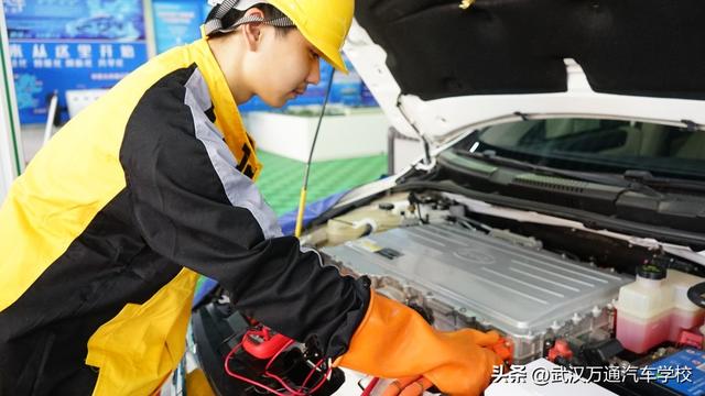 汽车维修行业有前景吗？现在学习未来好就业吗?