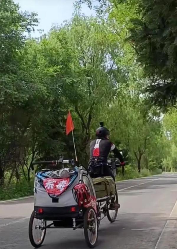 湖南父亲带4岁儿子骑行8个多月，行程超5千公里！沿途宣传禁毒