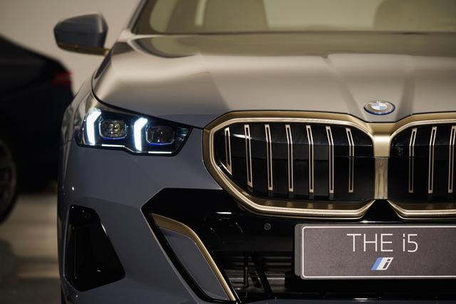 全新 BMW 5系售价公布，439,900元起
