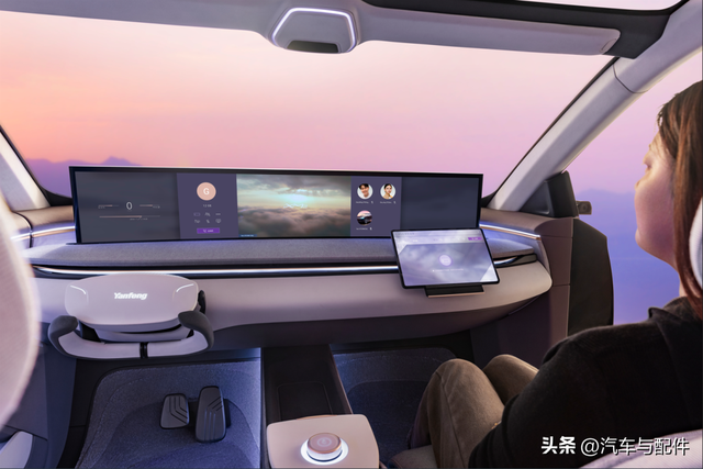 延锋发布智能座舱XiM23s，打造场景化豪华出行体验