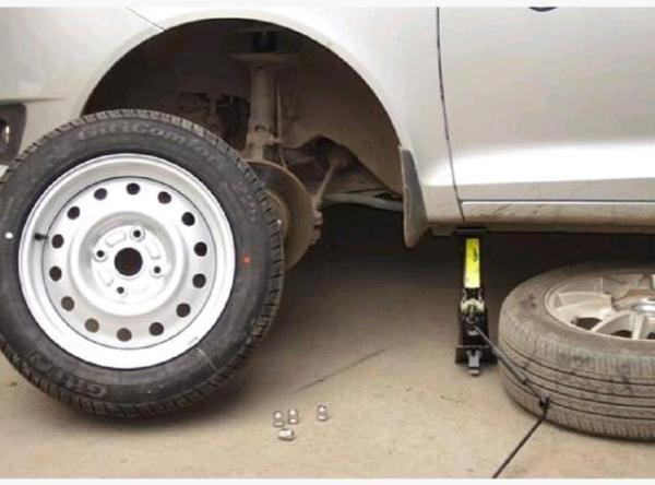有车族开车时要注意轮胎保养，这几个方法，让轮胎持久更耐用