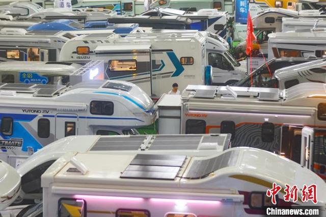 引领旅游高品质出行 各式房车集中亮相2023长三角(南京)国际旅游装备博览会