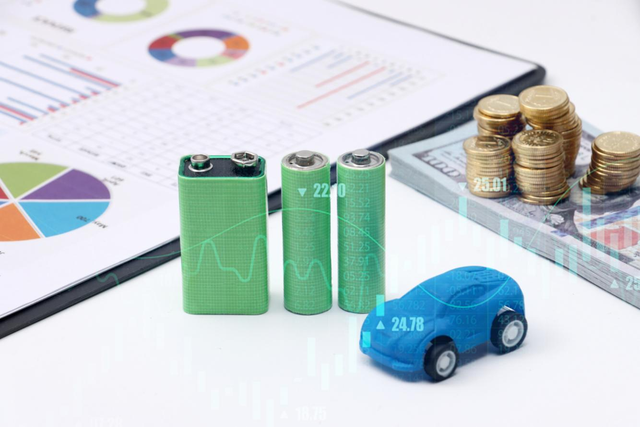 新能源汽车电池迎来退役潮，如何做好动力电池的回收利用？