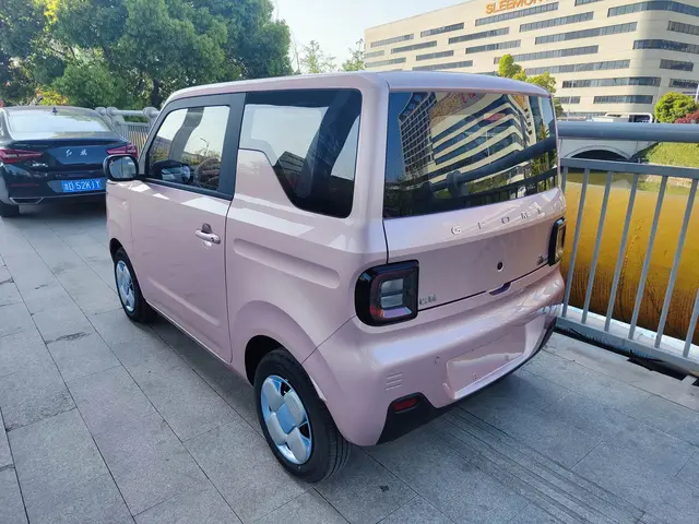 截止2023年7月，吉利微型电动汽车熊猫mini缺点优点汇总