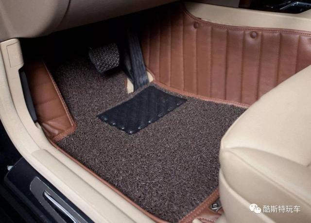 汽车地毯总是脏，该怎么保持清洁？