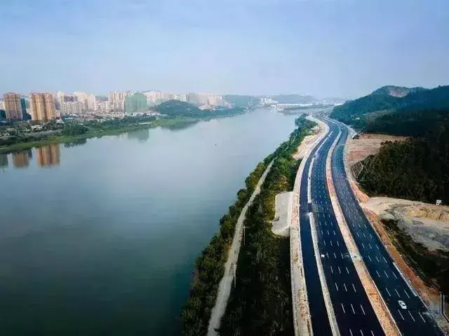 一线瞰江首付30万！惠州这3个高性价比的江景盘你喜欢吗？