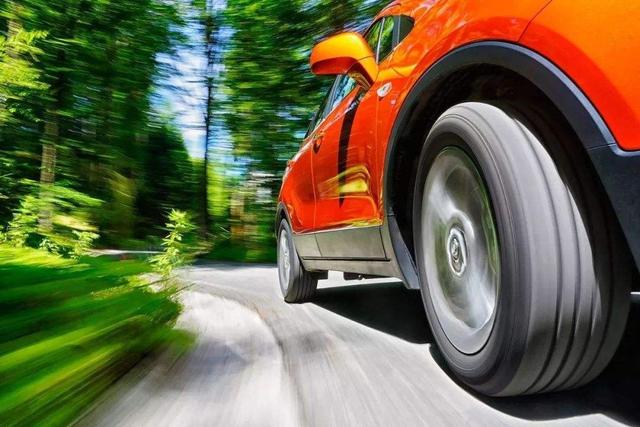 什么是轮胎的载重指数和速度等级？如何选择这两个参数？