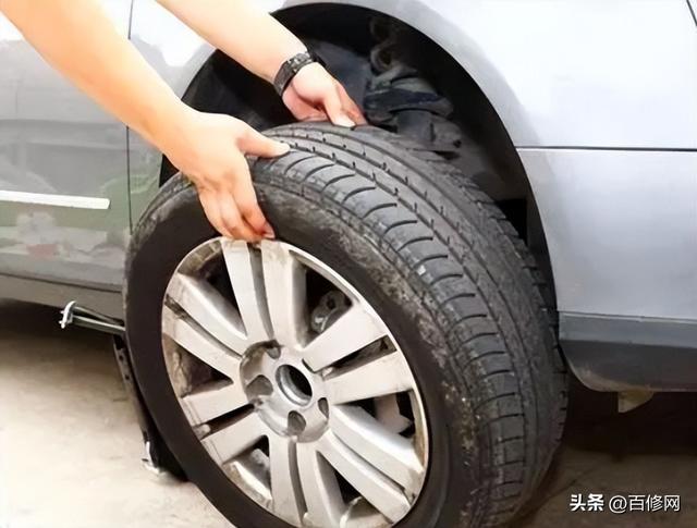 汽车轮胎被轧，实用的几种补胎方法，你了解几个？