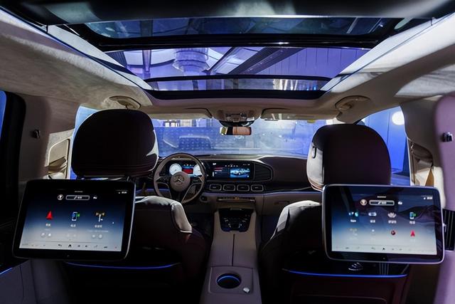 新一代梅赛德斯-迈巴赫GLS SUV济南之星震撼上市，售183.3万起