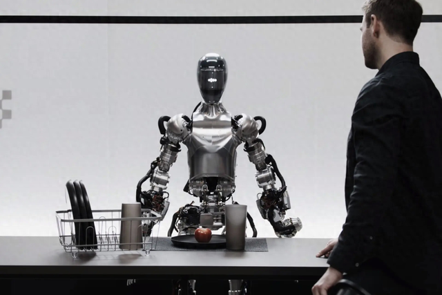 人形机器人进厂“实习”，汽车制造还需要工人吗？