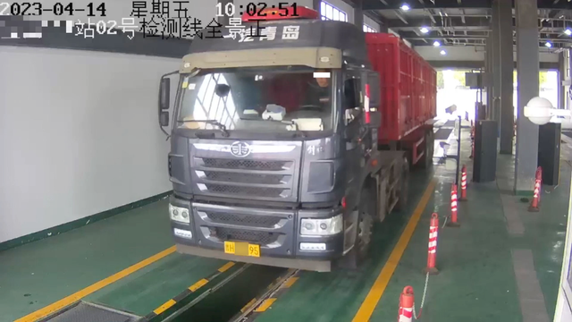 机动车检测站内外勾结，为货车“替检代检”！上海警方抓获12人！