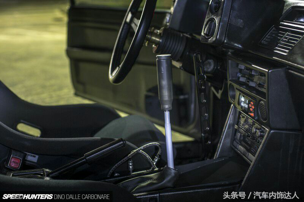 地下狂飙！丰田AE86 带你重温极品飞车