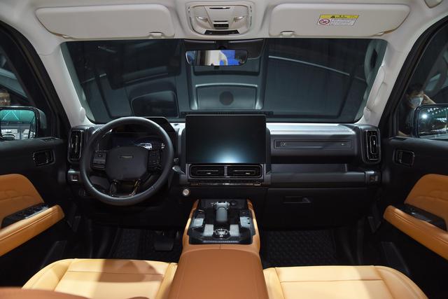 可城可野可改装！哈弗最新发布SUV售价16.58万起 全系插混四驱！
