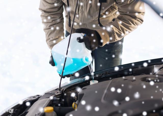 如何为汽车更换防冻液？美国汽车维修师告诉您！