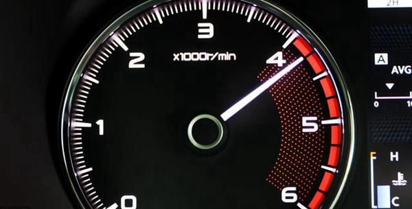 车速120，发动机的转速是多少才正常？
