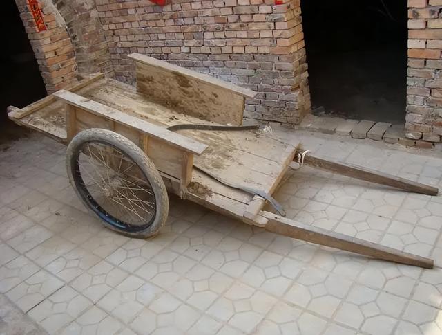 乡土散文：从农用木质两轮车说起