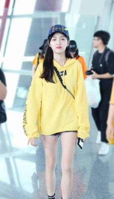美女图班额4(甜美诱人mm吴宣仪修长身材娇美动人街拍性感图片)