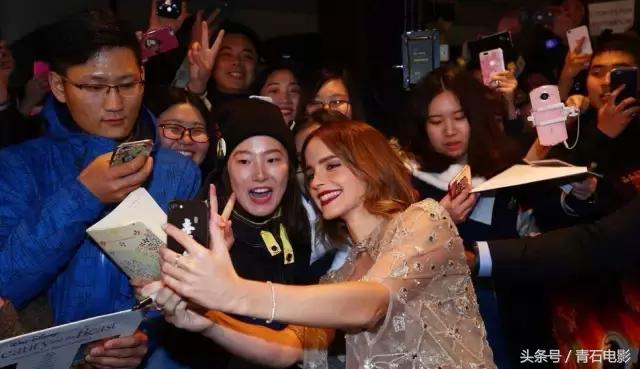 长大后的「哈利波特」女主竟然爱上一只野兽，这部大片很梦幻！