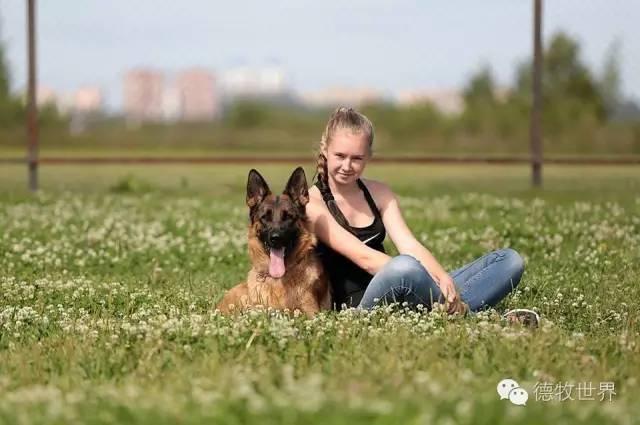 俄罗斯小美女 Victoria 与爱犬MORRIGAN 新照