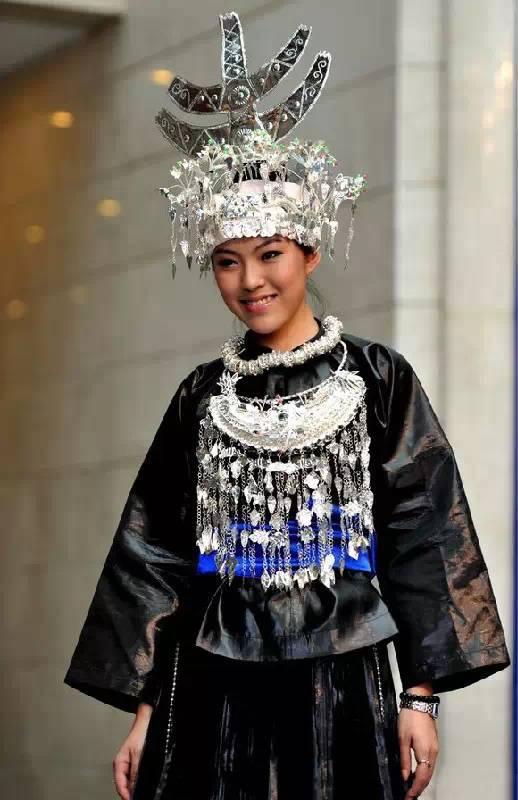56个民族,56个美女,太美了