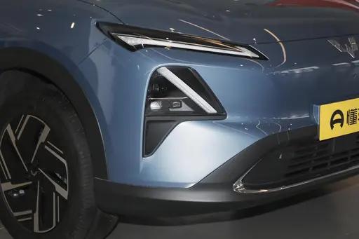 大五座SUV不到10万,轴距2米8,解析五菱星光S PHEV