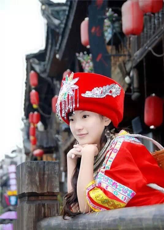 56个民族,56个美女,太美了
