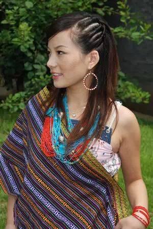 56个民族,56个美女,太美了