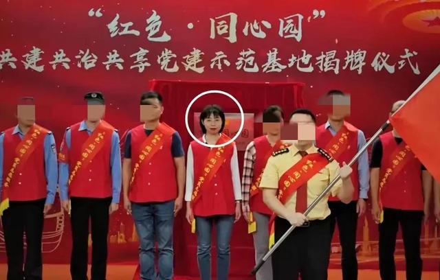最新大瓜!高校车震门更多内幕被曝光,女主长相甜美,曾当过秘书