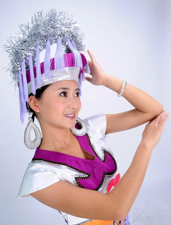 56个民族,56个美女,太美了