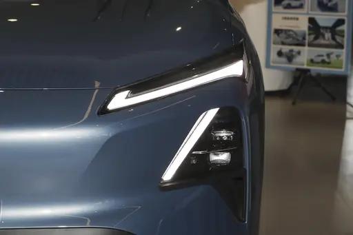 大五座SUV不到10万,轴距2米8,解析五菱星光S PHEV