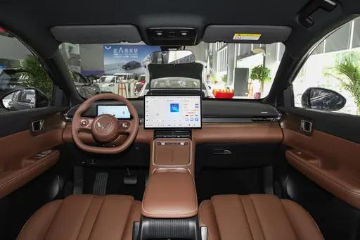 大五座SUV不到10万,轴距2米8,解析五菱星光S PHEV