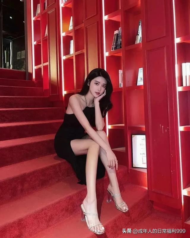 【宅男福利】捕捉美女性感的一刻(流口水)