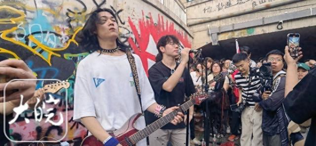 视频单条播放量近千万,淮北“涂鸦桥”乐队火了