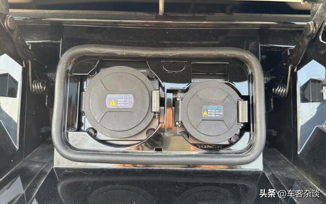 评测:6万元纯电SUV东风纳米BOX到底如何?