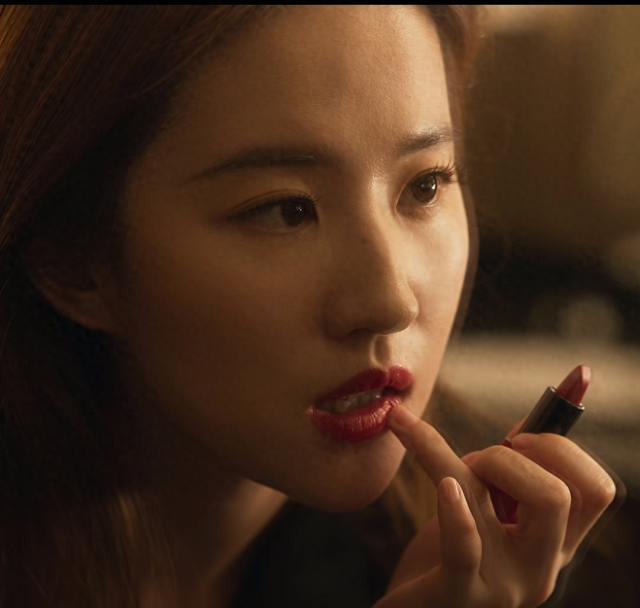 刘亦菲和李嘉欣比美,顶级美女和大美女的区别!