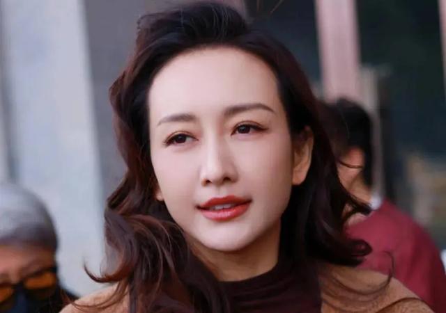 王欧产后状态绝美,网友直呼:“美女中的美女!”
