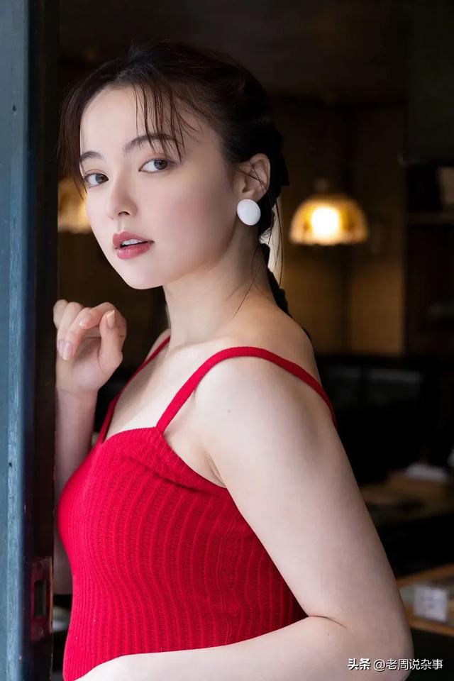 日本美少女坂卷有纱写真集