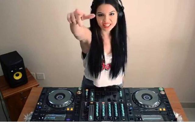 2020年十大最美女DJ盘点 DJKYUU技术出色外表性感