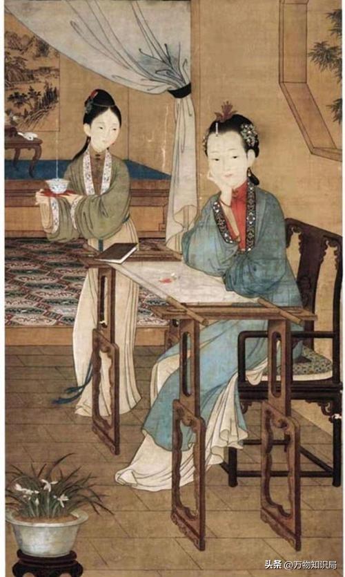 古代嫔妃为何总戴长指甲套?除了美观之外,更多的是为了方便皇帝