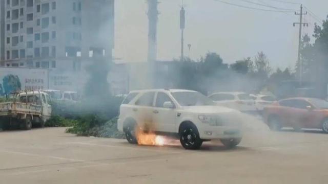 泰安:买二手卡威电动汽车一个月自燃 厂家:车辆来路不明已报案