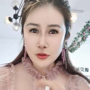 凤阳县汽车站附近小妹(搞定干燥脱皮