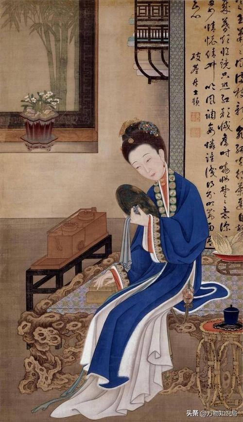 古代嫔妃为何总戴长指甲套?除了美观之外,更多的是为了方便皇帝