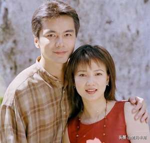 襦裙美女诱惑(明明长了张风情魅惑的脸，情史却干干净净的6位女星，人不可貌相)