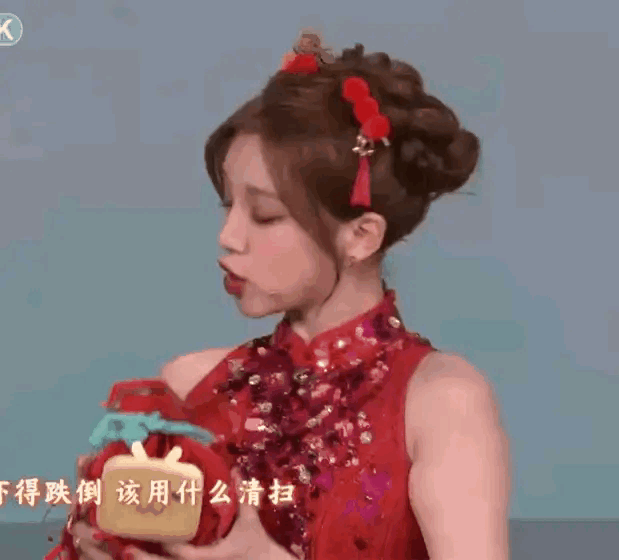 春晚最美节目,白鹿金晨宋雨琦毛晓彤六美同框唱跳俱佳太养眼