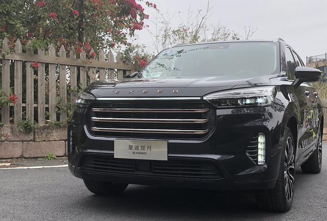 试驾星途揽月400T:花20多万买一辆“奇瑞王”,到底值不值?