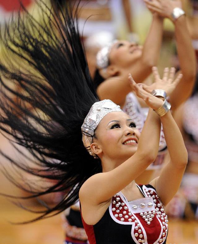 56个民族,56个美女,太美了