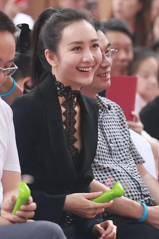 王欧产后状态绝美,网友直呼:“美女中的美女!”
